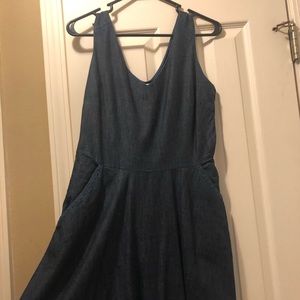 Vineyard Vines Dress